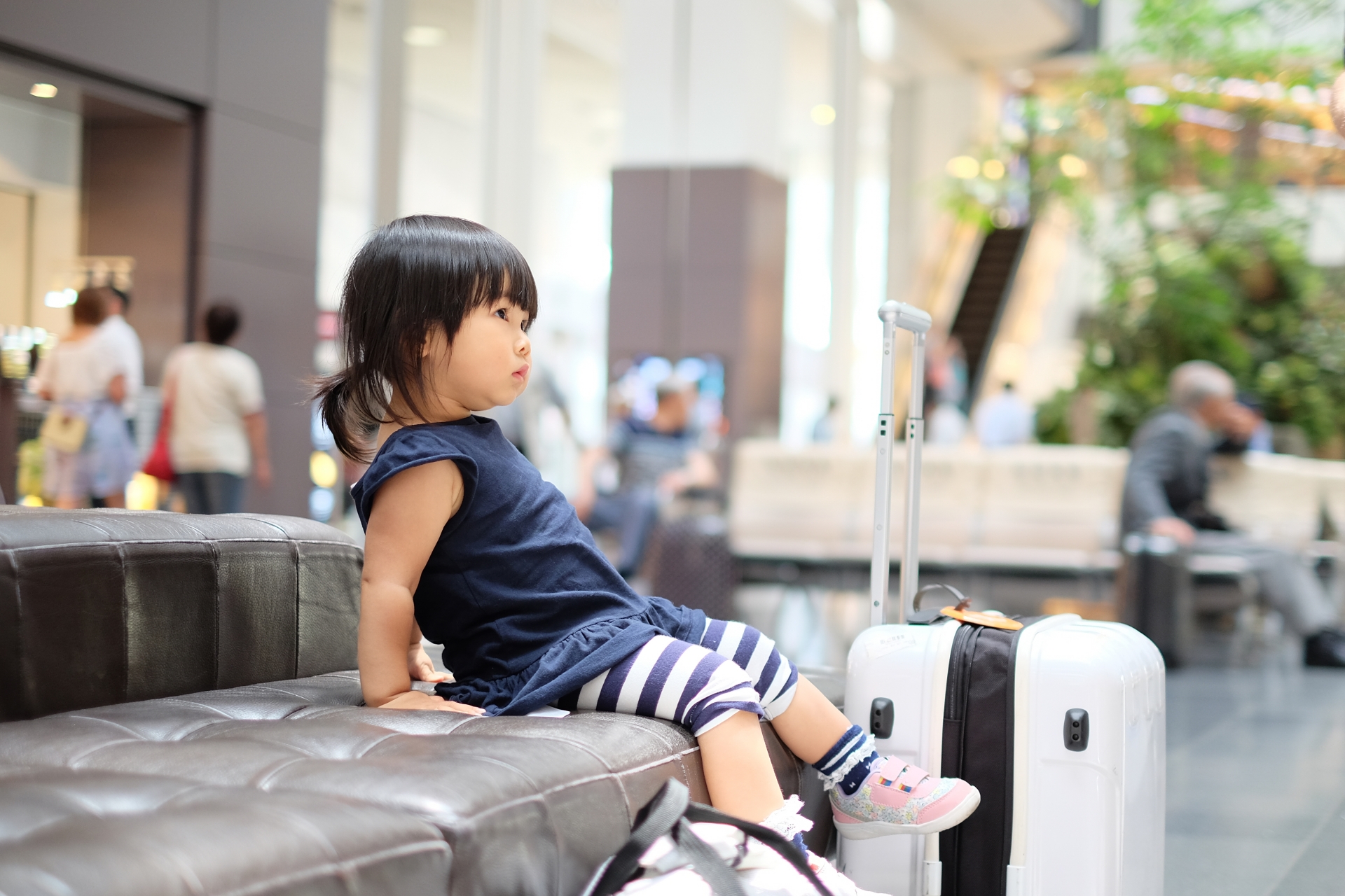 kids travel suitcase